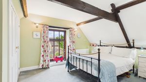 Photo 7- click for photo gallery